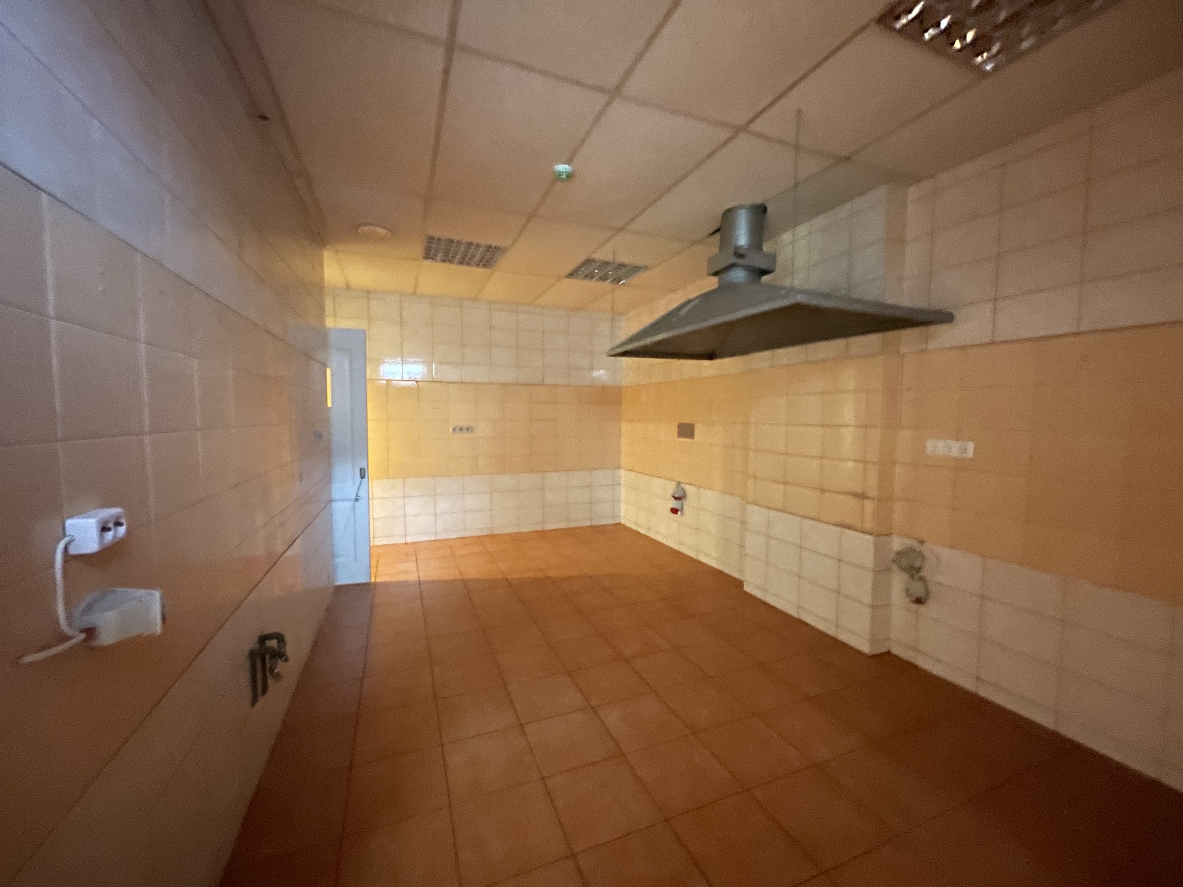 Iznomā tirdzniecības telpas, Krišjāņa Barona iela - Attēls 1