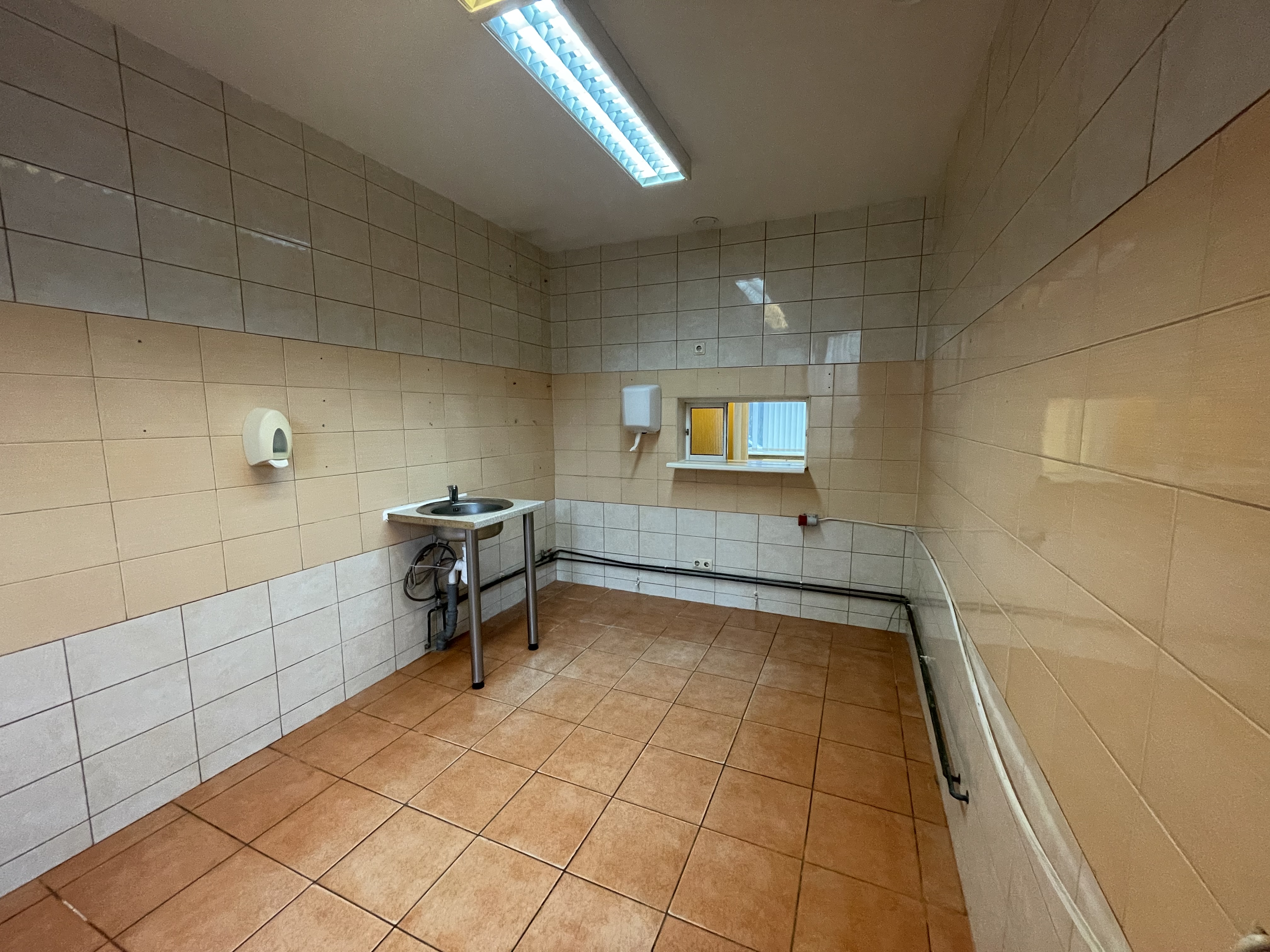 Iznomā tirdzniecības telpas, Krišjāņa Barona iela - Attēls 1