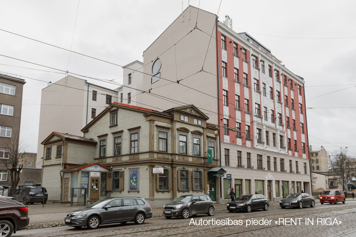 Iznomā tirdzniecības telpas, Krišjāņa Barona iela - Attēls 1