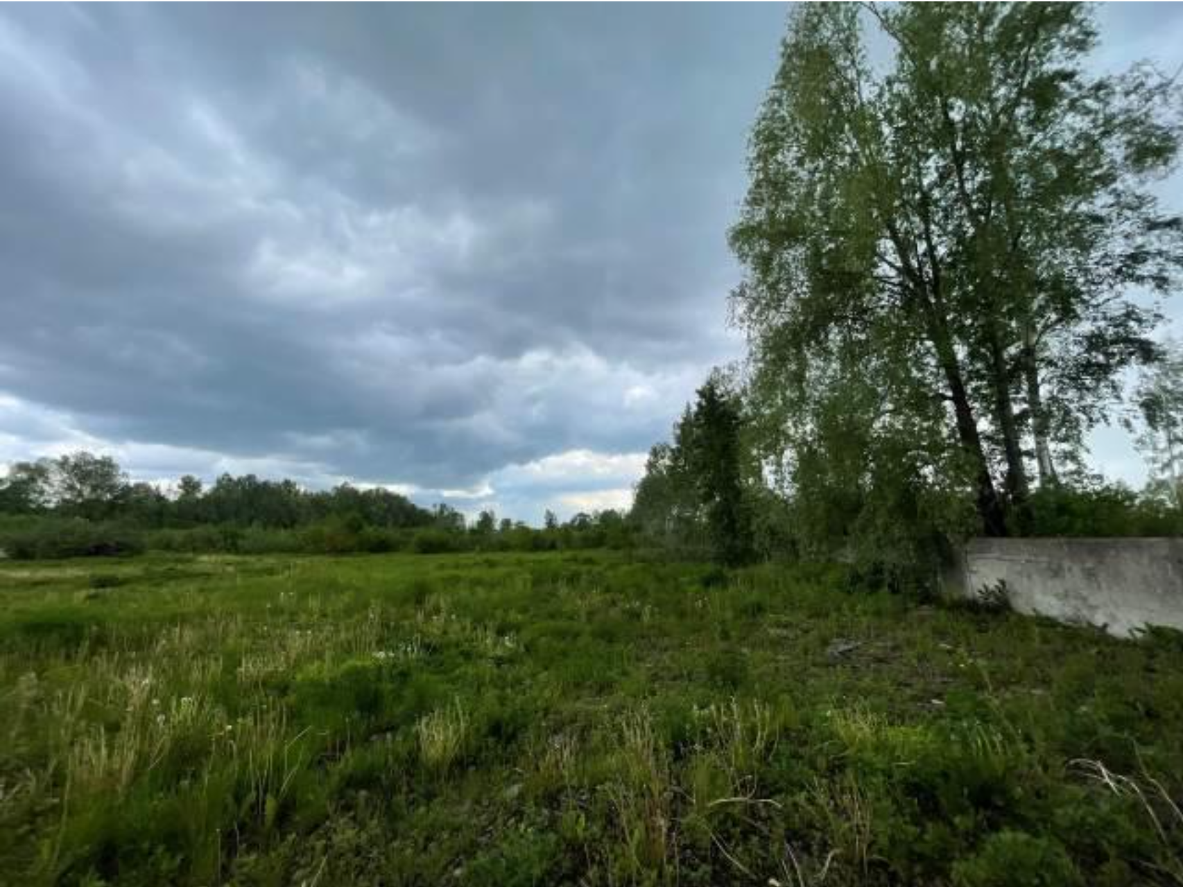 Pārdod zemi, Rankas iela - Attēls 1