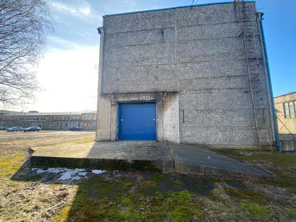Iznomā noliktavu, Daugavgrīvas iela - Attēls 1