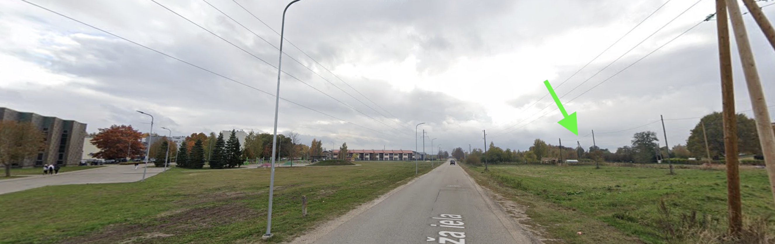 Pārdod zemi, Meža iela - Attēls 1