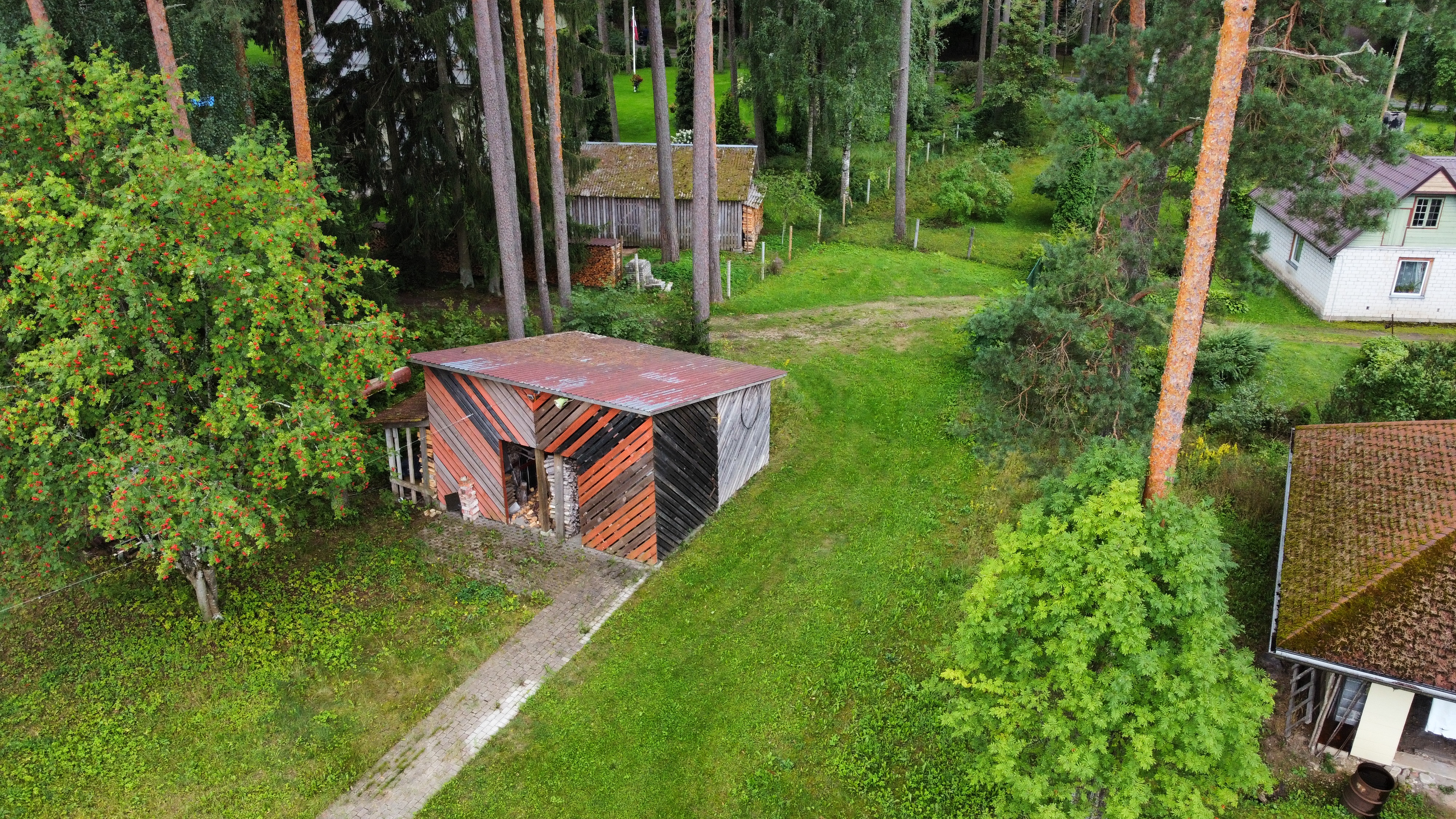 Pārdod māju, Zvaigžņu iela - Attēls 1