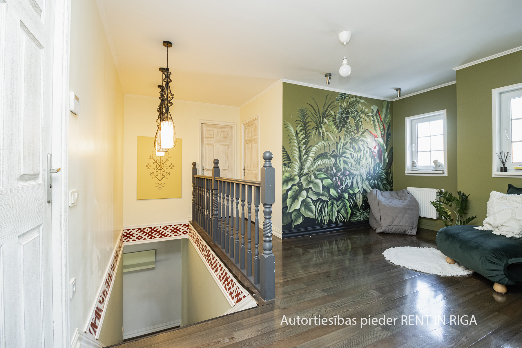 Pārdod māju, Stiebru iela - Attēls 1