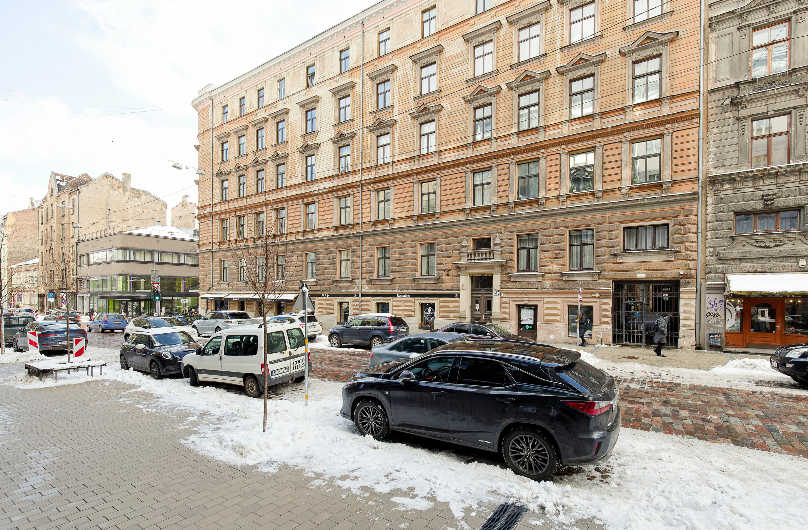Izīrē dzīvokli, Terbatas iela 41/43 - Attēls 1