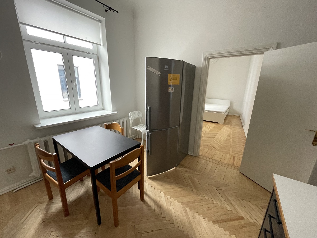 Izīrē dzīvokli, Barona iela 7/9 - Attēls 1