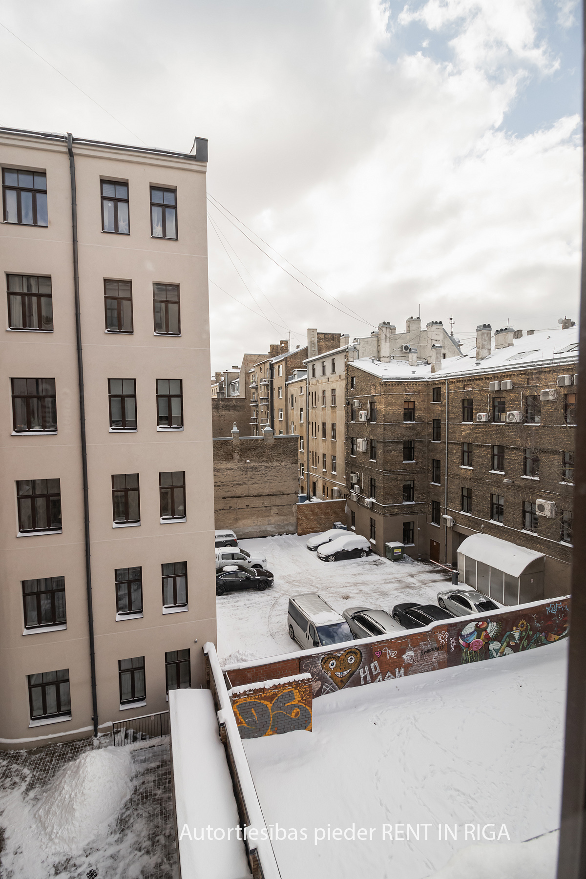Izīrē dzīvokli, Krišjāņa Barona iela 76 - Attēls 1