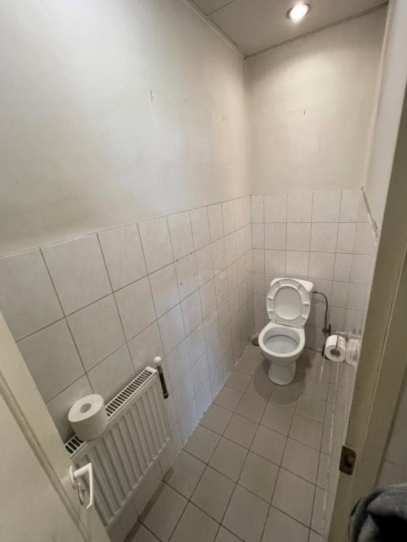 Iznomā noliktavu, Krustpils iela - Attēls 1