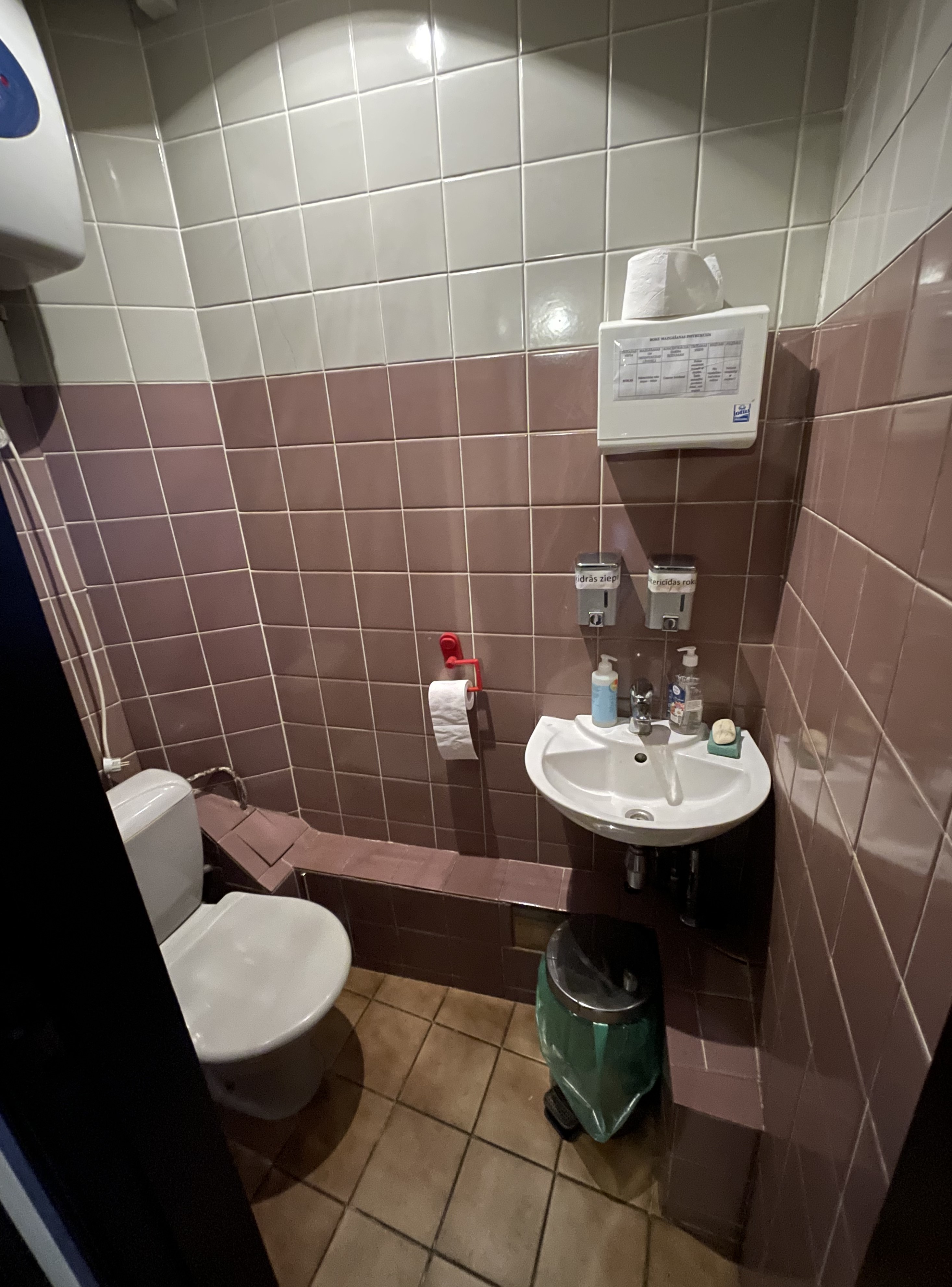 Pārdod ražošanas telpas, Zemitāna iela - Attēls 1