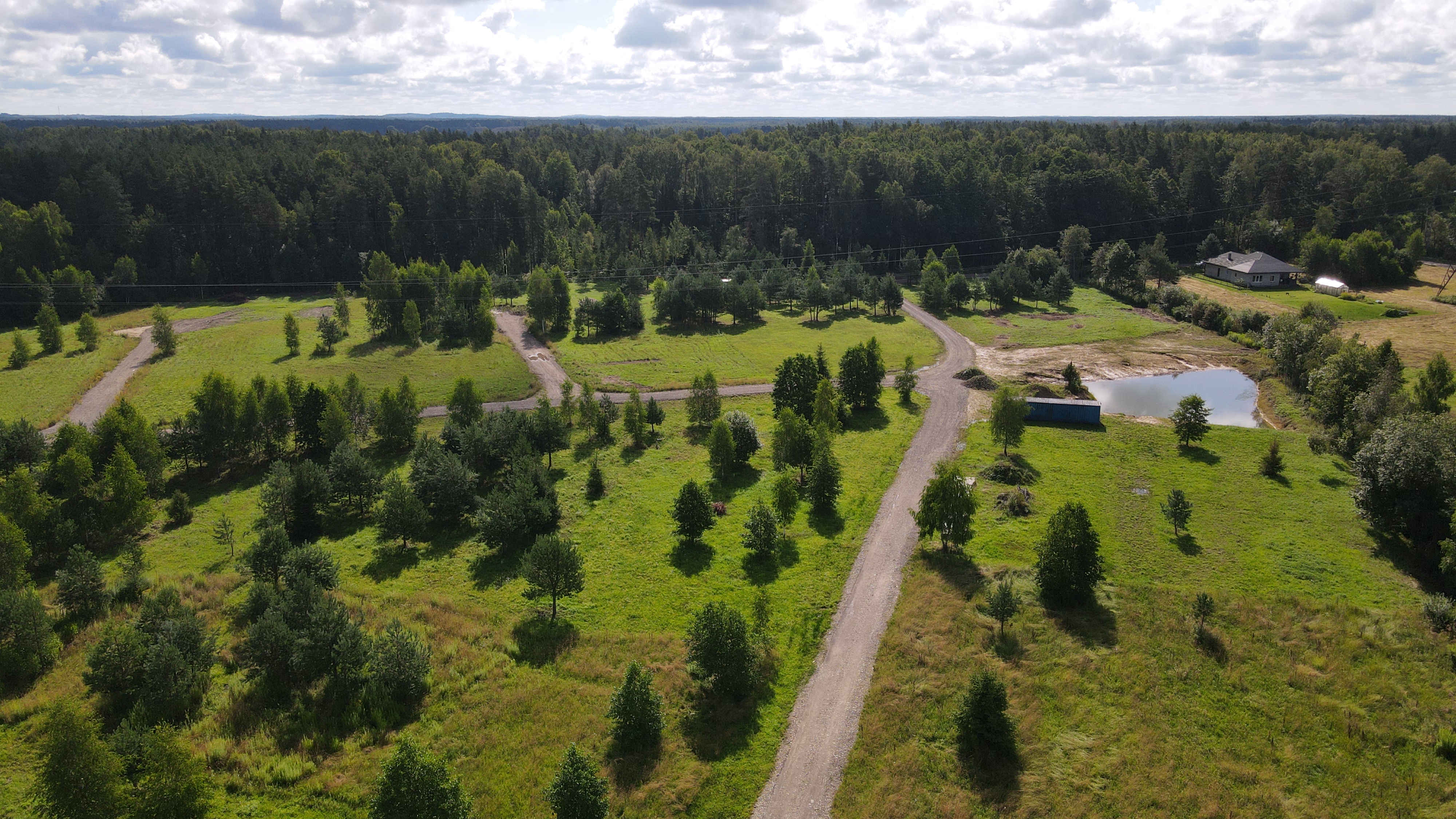 Pārdod zemi, Rozenieku iela - Attēls 1