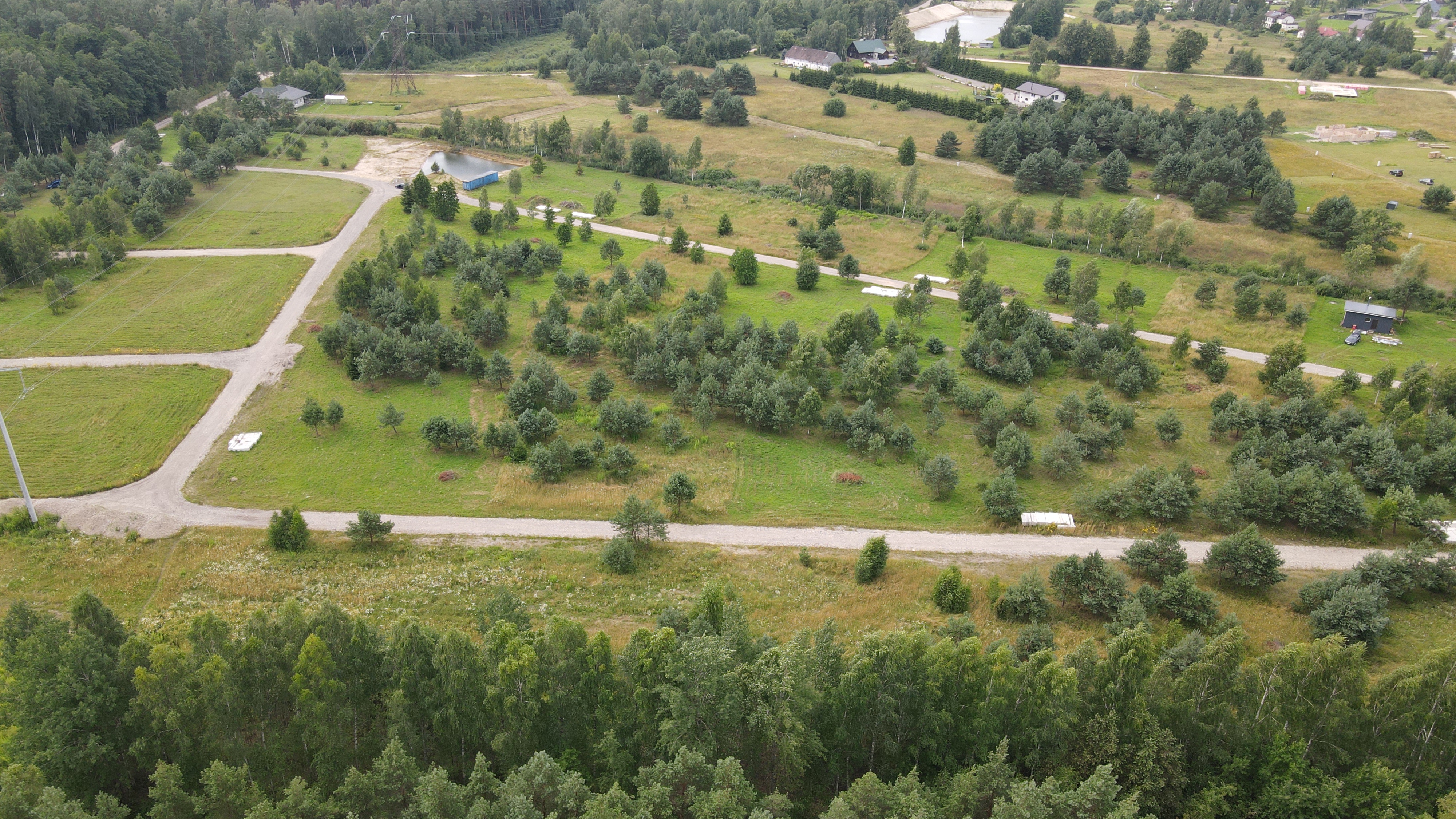 Pārdod zemi, Rozenieku iela - Attēls 1