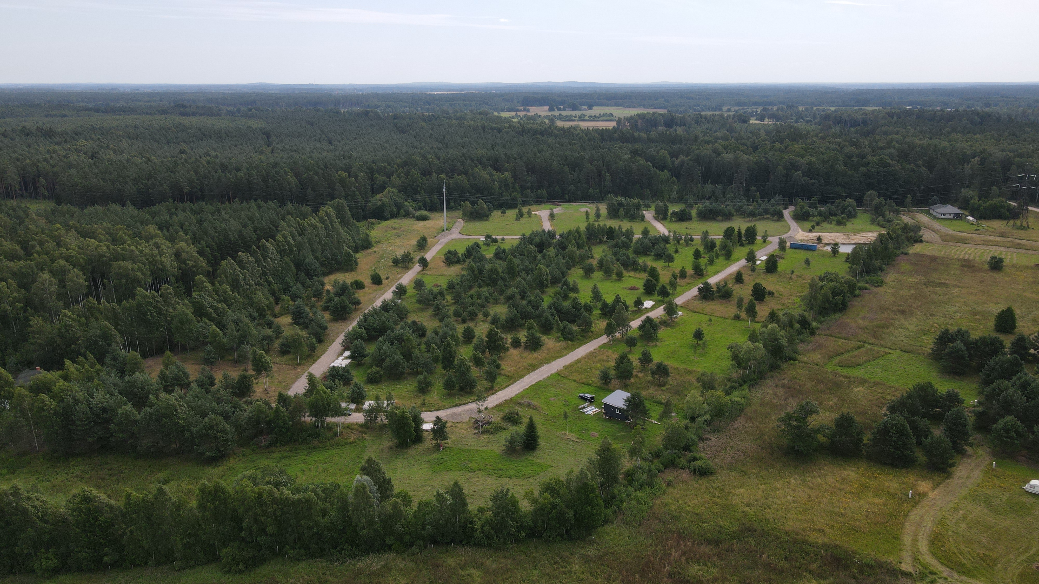Pārdod zemi, Rozenieku iela - Attēls 1