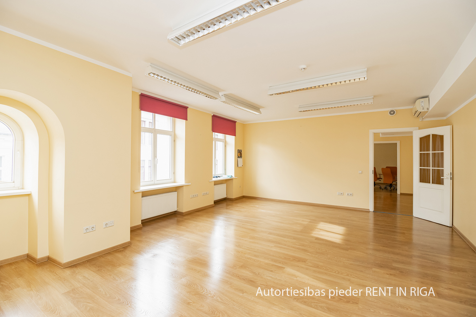 Iznomā biroju, Smilšu iela - Attēls 1
