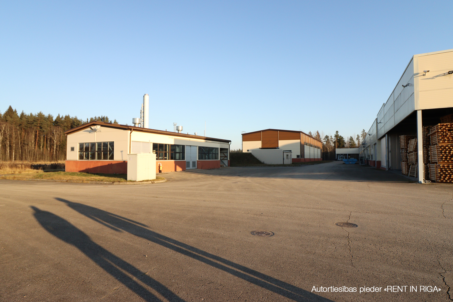 Iznomā noliktavu, Priežavotu aleja - Attēls 1