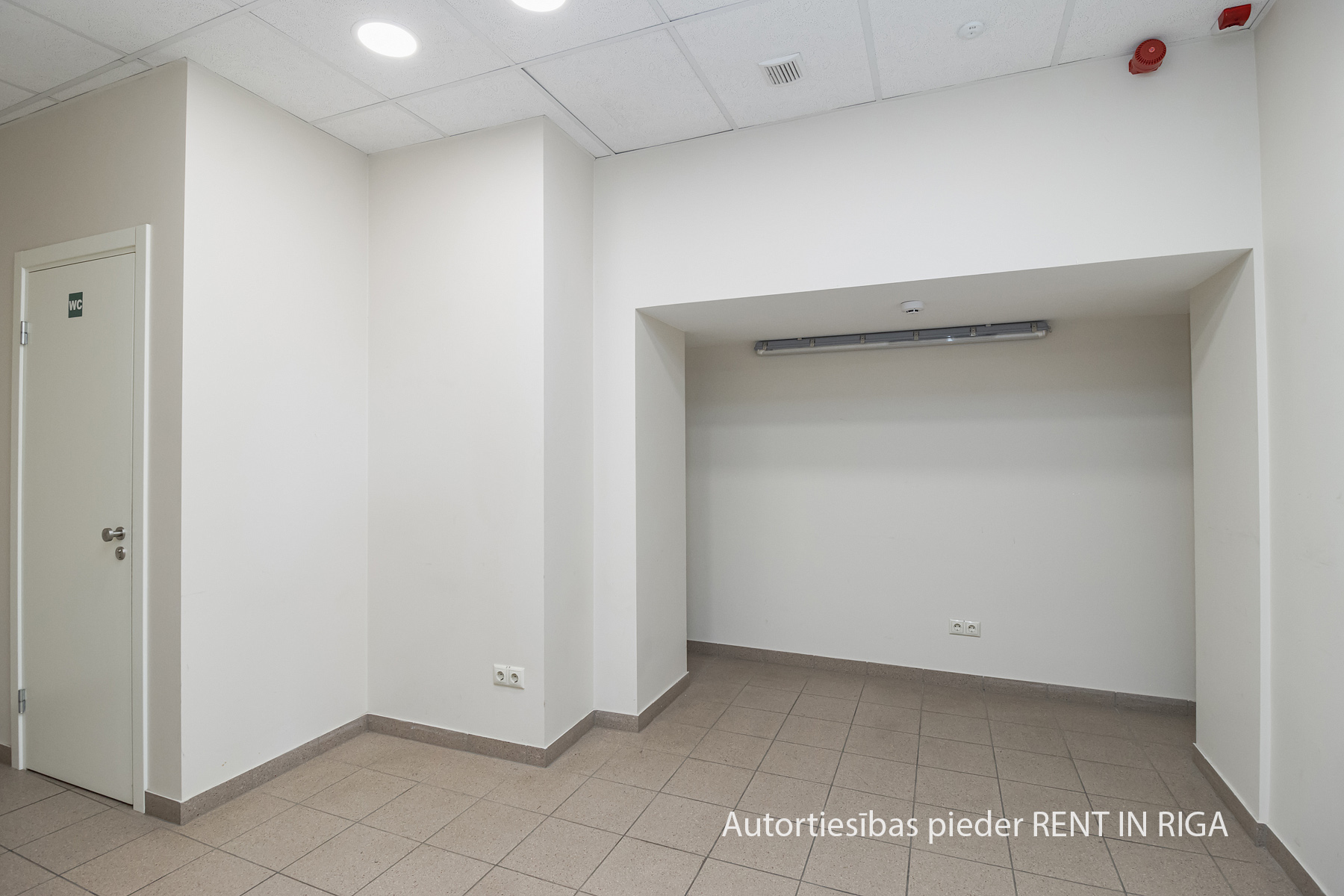 Iznomā tirdzniecības telpas, Brīvības iela - Attēls 1