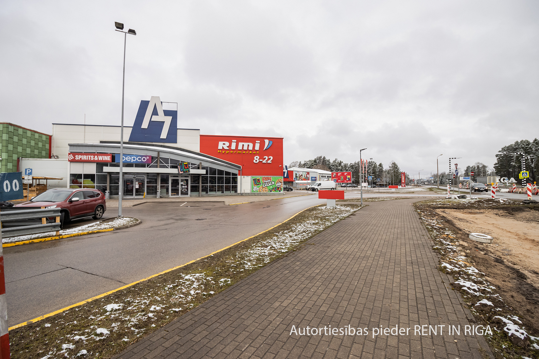 Iznomā tirdzniecības telpas, Krustkalni iela - Attēls 1