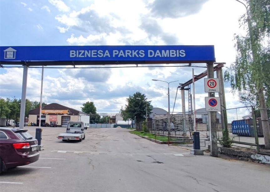 Iznomā noliktavu, Uriekstes iela - Attēls 1