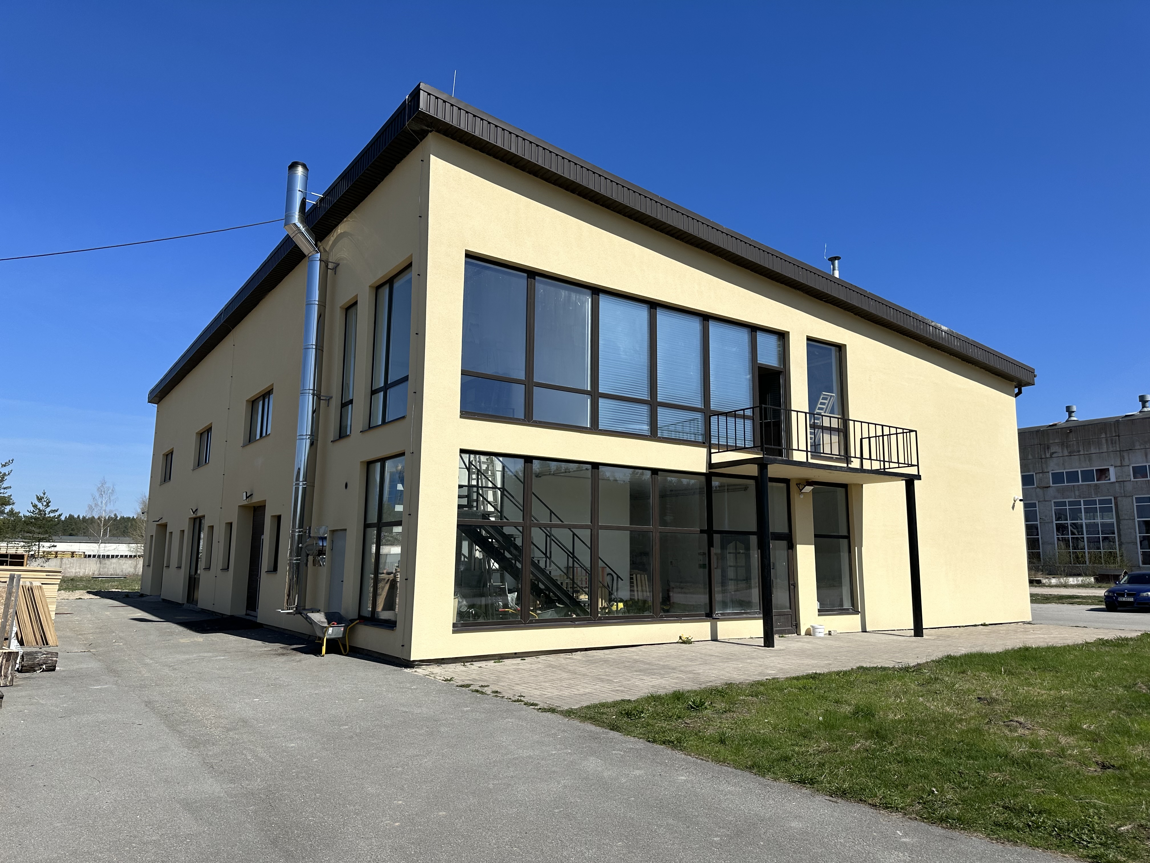 Pārdod noliktavu, Granīta iela - Attēls 1