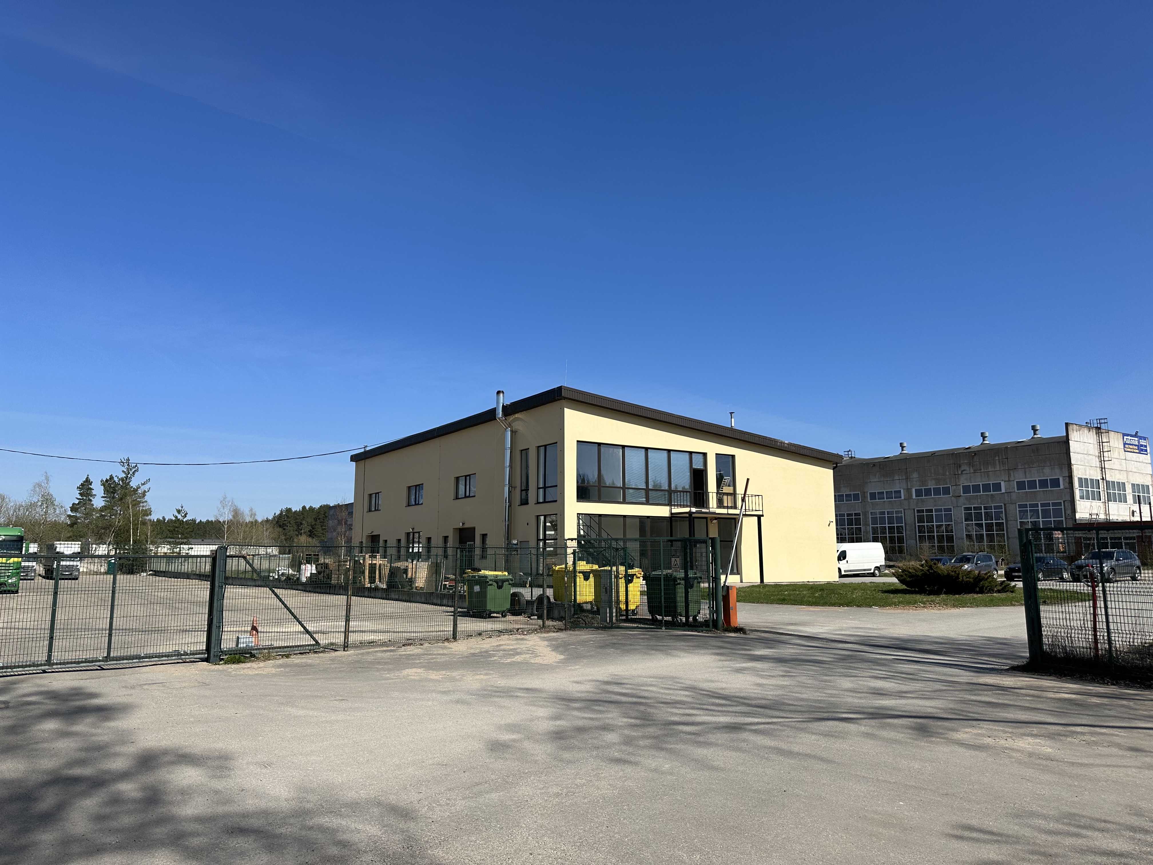 Pārdod noliktavu, Granīta iela - Attēls 1
