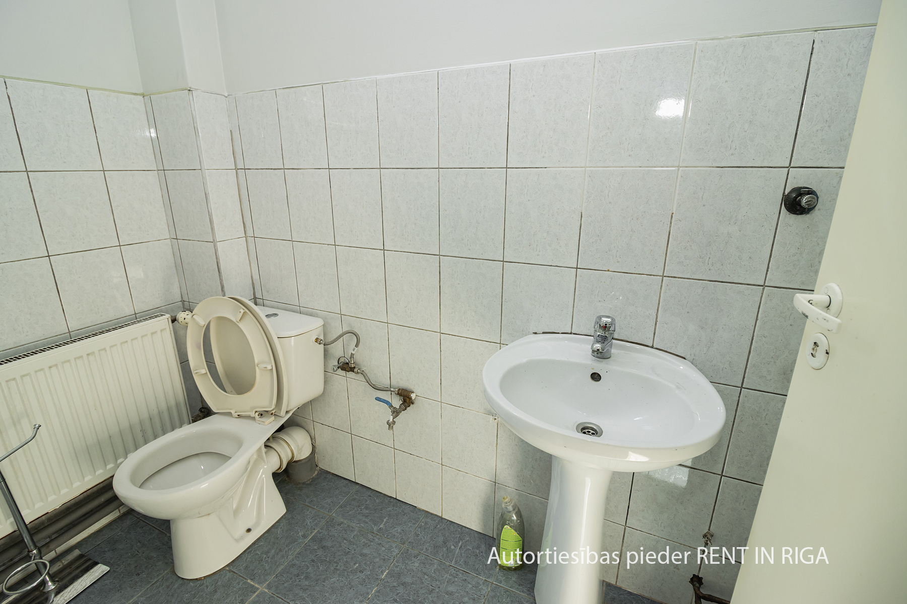 Iznomā tirdzniecības telpas, Krišjāņa Barona iela - Attēls 1