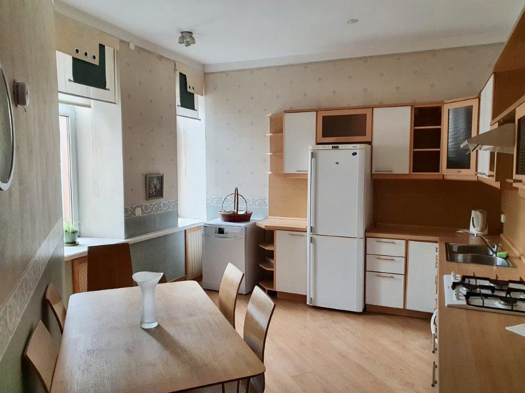 Pārdod dzīvokli, Lāčplēša iela 54 - Attēls 1