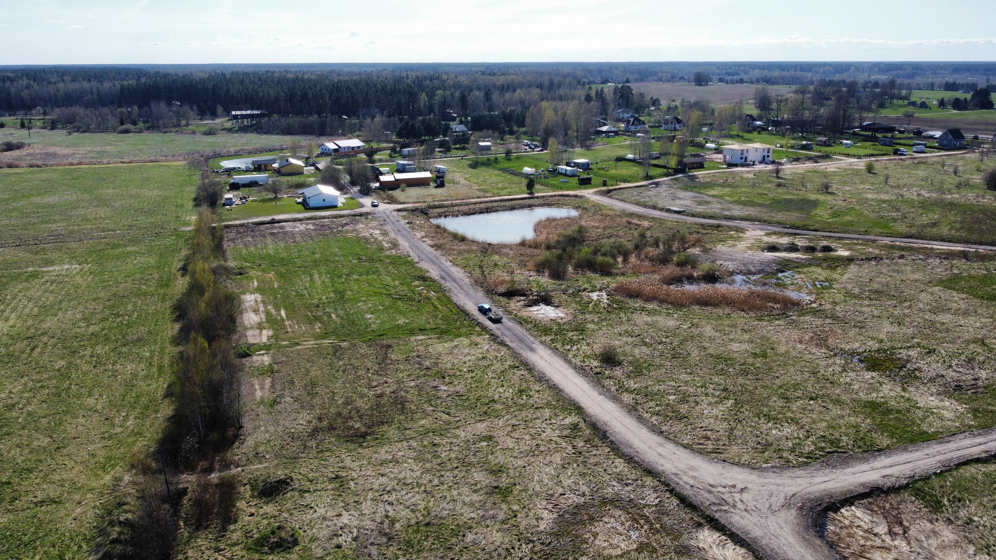 Pārdod zemi, Celmiņu iela - Attēls 1
