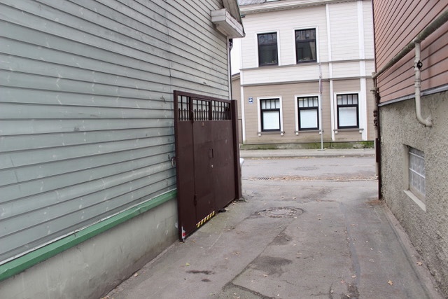 Pārdod dzīvokli, admiņu iela 5 - Attēls 1