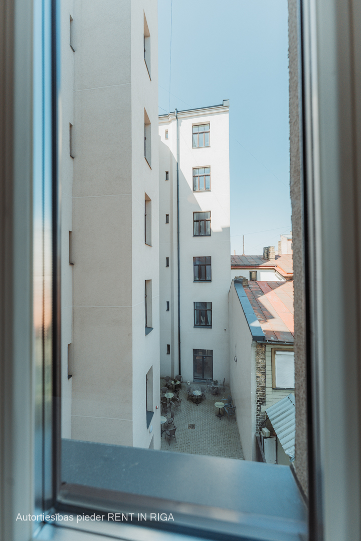 Izīrē dzīvokli, Krišjāņa Barona iela 76 - Attēls 1