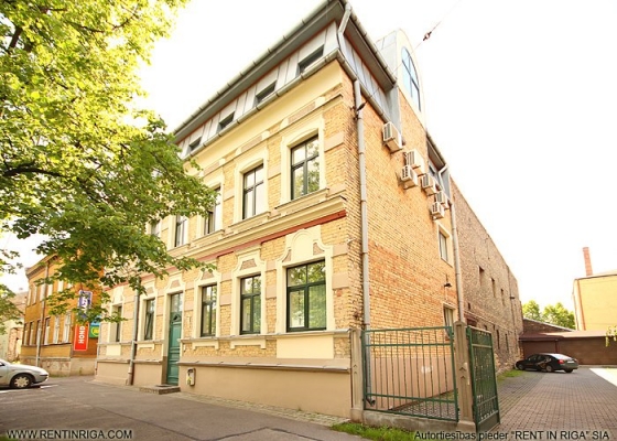 Pārdod namīpašumu, Rūjienas iela - Attēls 1