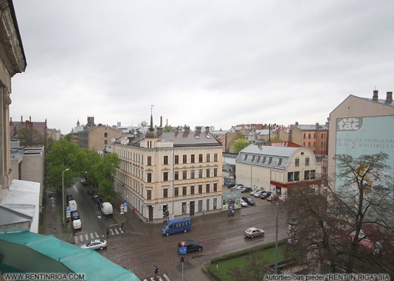 Pārdod dzīvokli, Bruņinieku iela 28 - Attēls 1