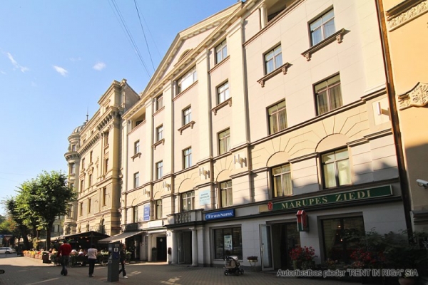 Pārdod dzīvokli, Antonijas iela 11 - Attēls 1