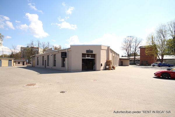 Pārdod noliktavu, Ventspils iela - Attēls 1