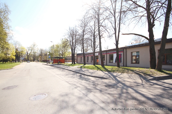 Pārdod noliktavu, Ventspils iela - Attēls 1