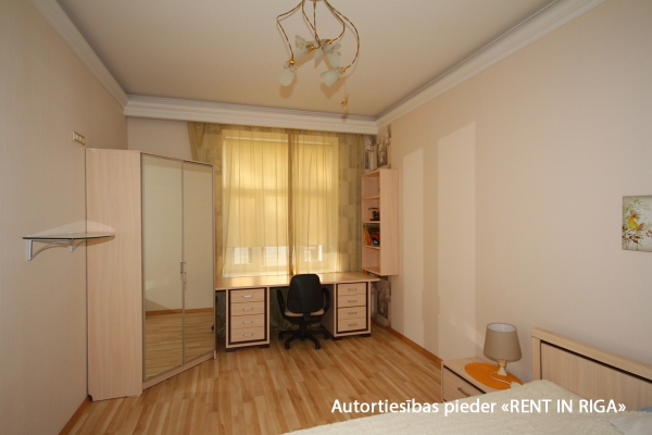 Pārdod dzīvokli, Gogoļa iela 8/10 - Attēls 1