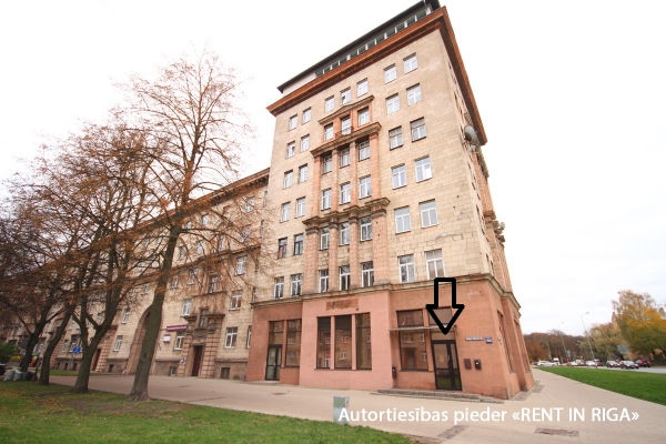 Pārdod tirdzniecības telpas, Valdemāra iela - Attēls 1